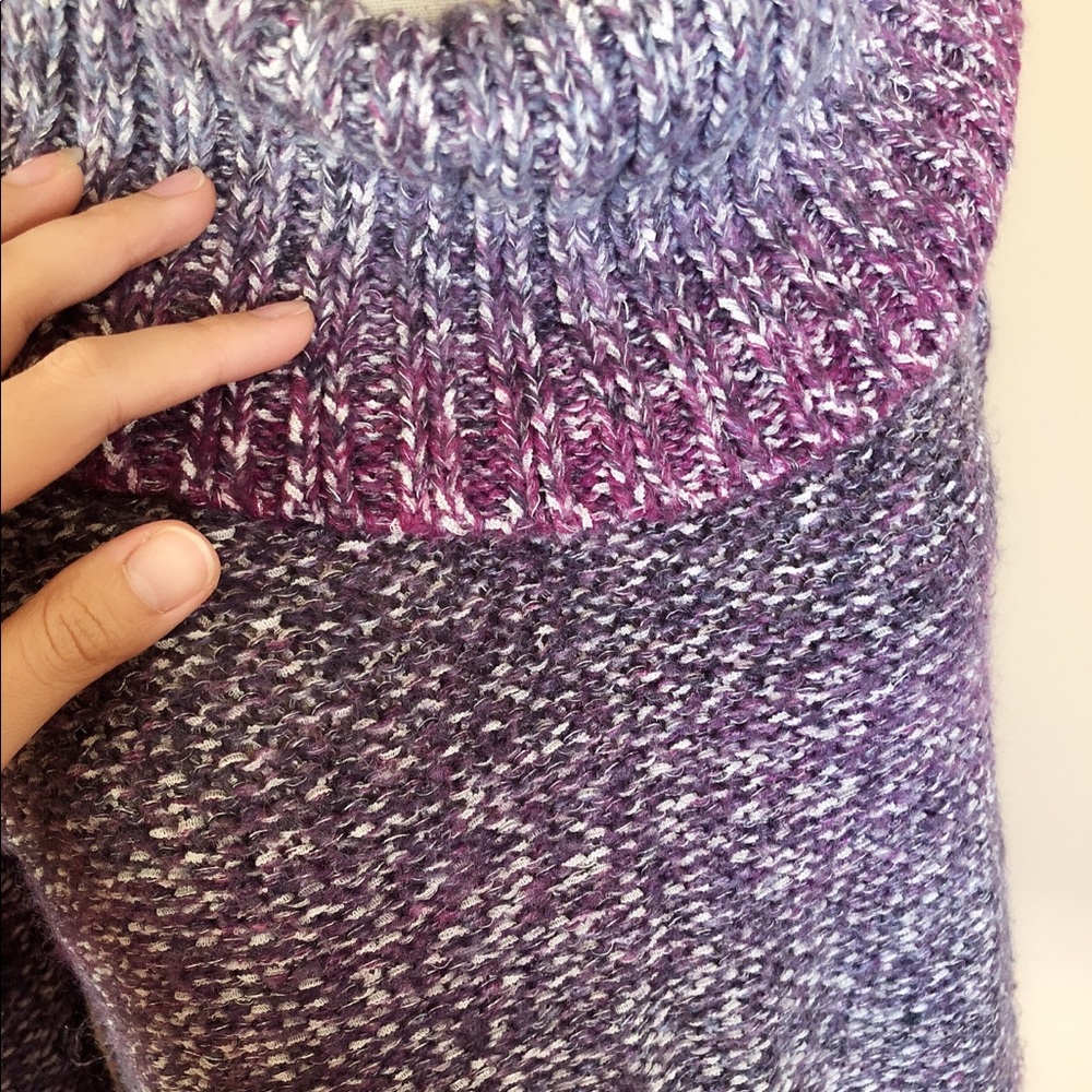 sweater - Picture 2 of 3